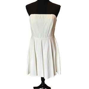 NWT Lulu’s White Strapless A-line Mini Dress, size medium
